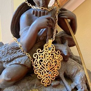 Vintage Crown Trifari Scroll Dome Gold Necklace